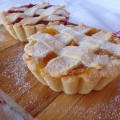 Tarta capsuni si caise (2)