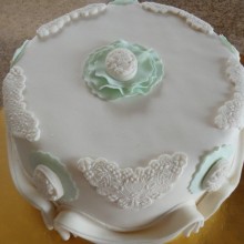 Tort special camee